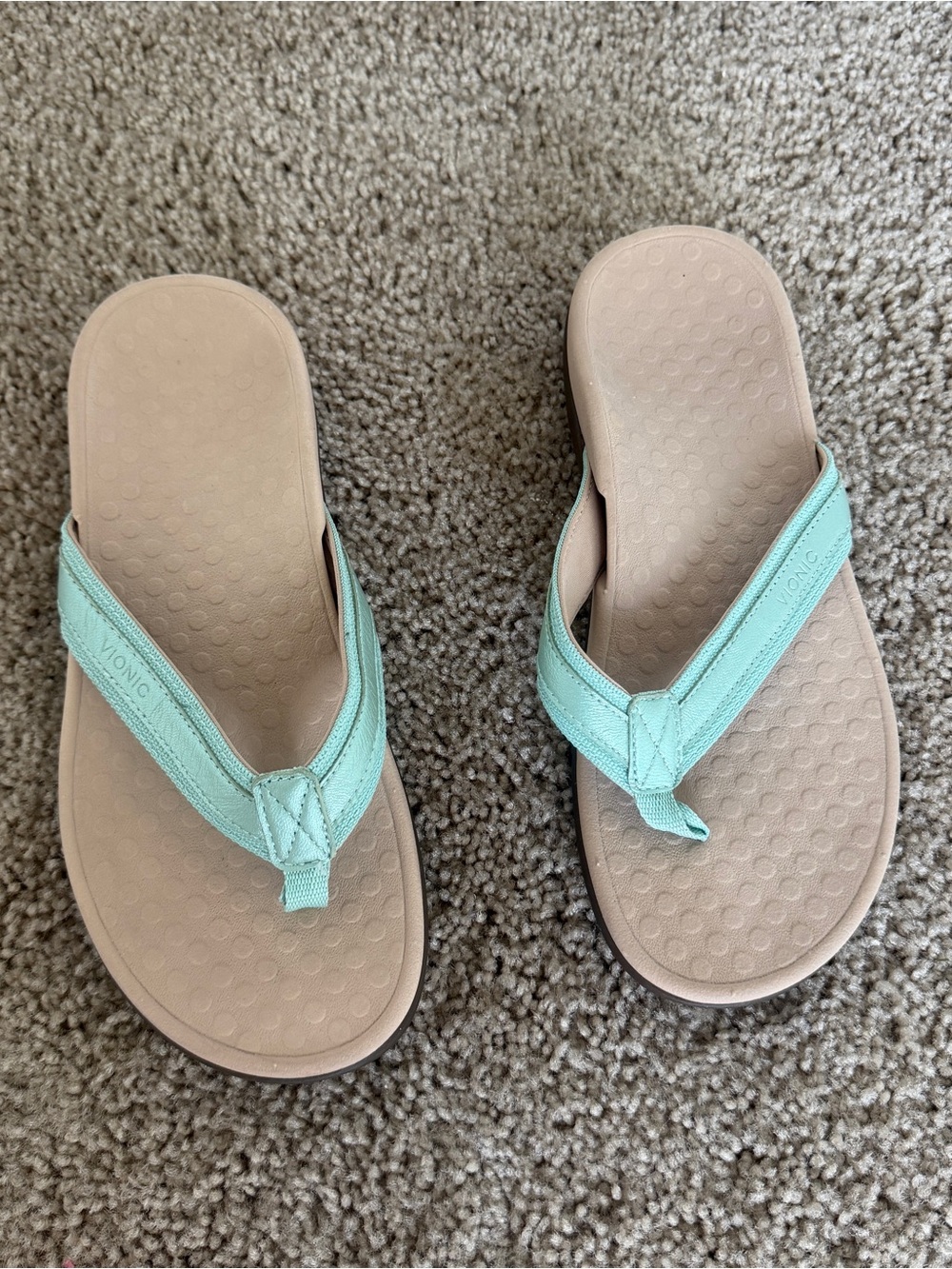 Vionic Women's Mint Green Fabric Thong Sandals